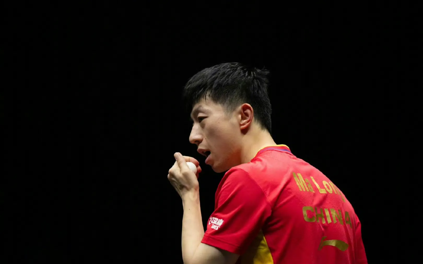 开云体育2026-日本队碾压波兰队，奥恰洛夫带队取胜