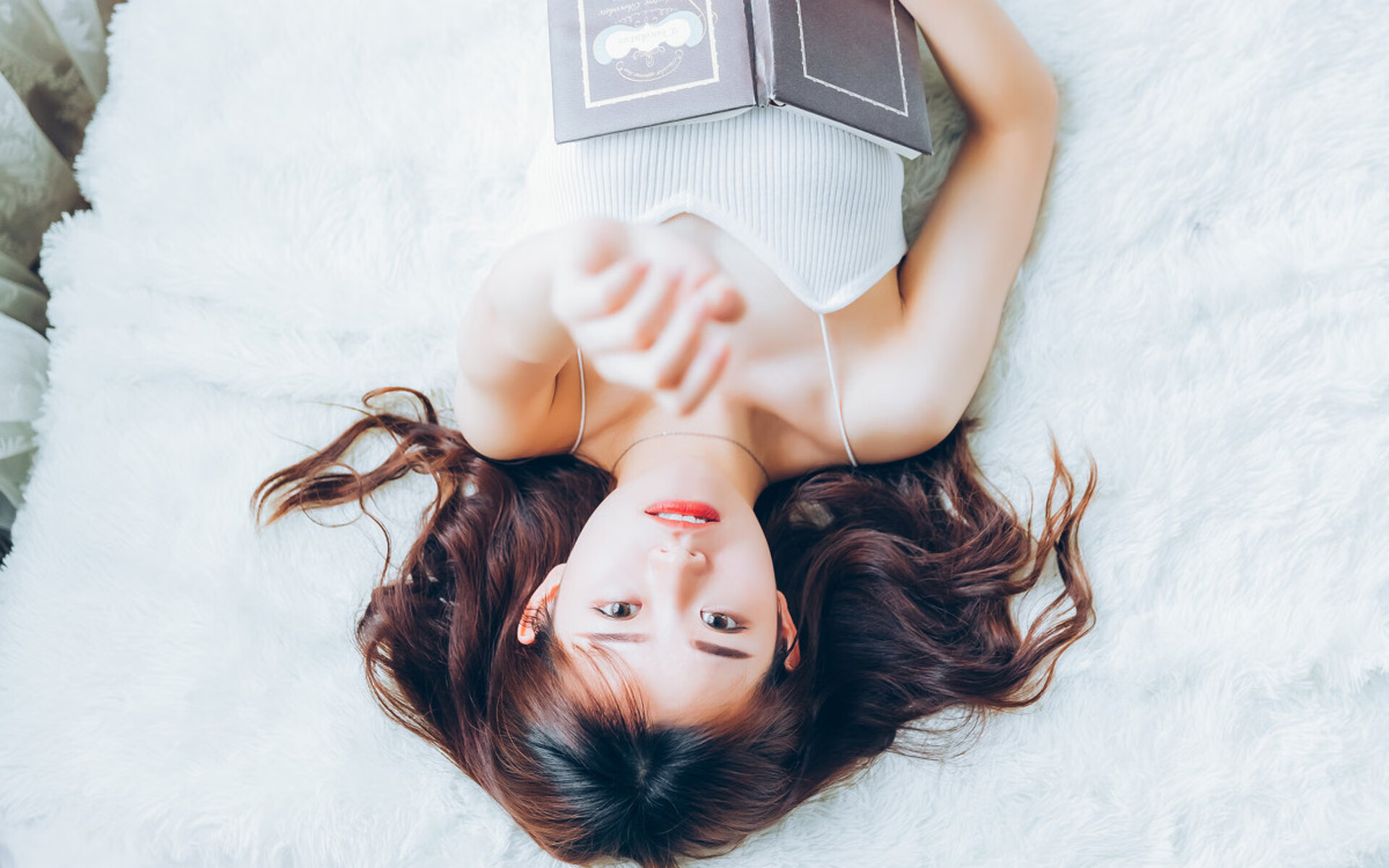 开云体育入口-凌晨传出的旧闻，勒沃库森完胜，与一则来自平行时空的新闻